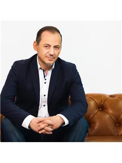 Emanuel Rodrigues - RE/MAX Realty Services Inc