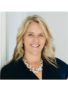 Lisa Werner - RE/MAX Hallmark First Group Realty Ltd