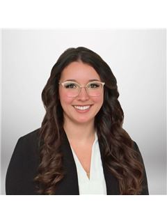 Cloey Black - RE/MAX Right Move