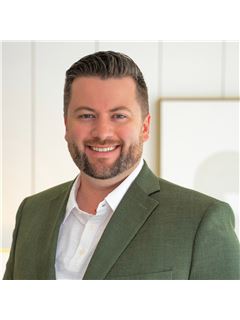 Ian Blakey - RE/MAX Hallmark Realty Ltd