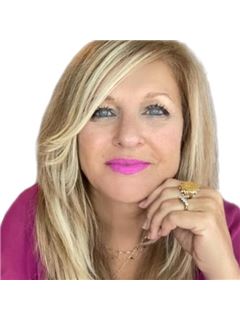 Veronica Key - RE/MAX Hallmark Realty Ltd