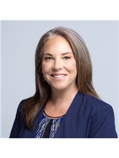 Mandy Roth - RE/MAX Twin City Realty Inc