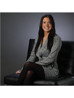 Kelsey Easton - RE/MAX Affiliates Marquis Ltd.
