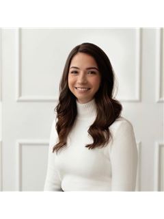 Carley Girman - RE/MAX Real Estate Centre Inc
