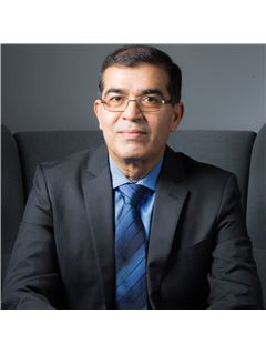 Francis Peter Aranha - RE/MAX Real Estate Centre Inc