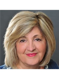 Jennifer Stilson - RE/MAX Professionals North
