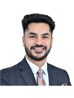 Kamal Ghuman - RE/MAX Realty Specialists Inc