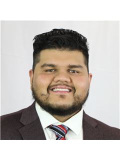 Abhishek Benial - RE/MAX Twin City Realty Inc