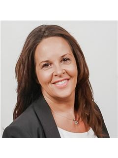 Sandi De Camargo - RE/MAX Hallmark Realty Ltd