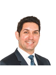 Sebastien Rahman - RE/MAX Hallmark Realty Ltd