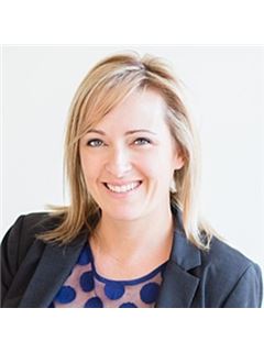 Cindy Murrell-Wright - RE/MAX Escarpment Realty Inc