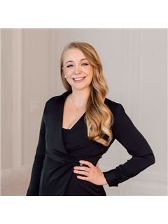 Chantalle Cronin - RE/MAX Realty Specialists Inc