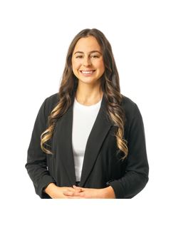 Keandra Beauvais - RE/MAX Crown Realty (1989) Inc