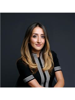 Meena Hakimyar - RE/MAX Real Estate Centre Inc