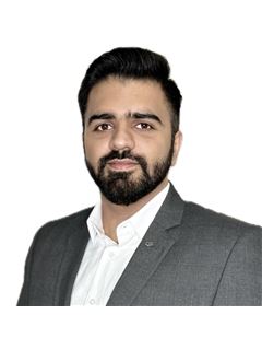 Dipesh Bhawnani - RE/MAX Twin City Realty Inc