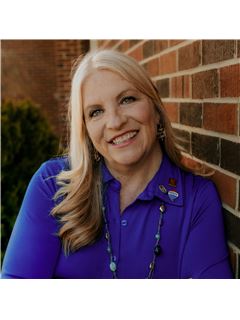 Alicia Boland - RE/MAX Twin City Realty Inc