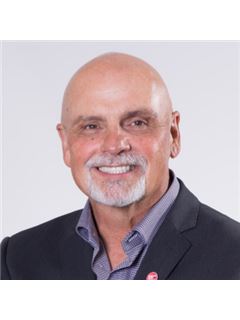 เจ้าของสำนักงาน - Ken P. McLachlan - RE/MAX Hallmark Realty Ltd