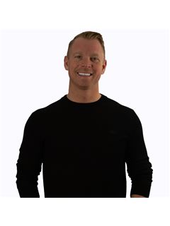 Dustin Cherry - RE/MAX Real Estate Centre Inc