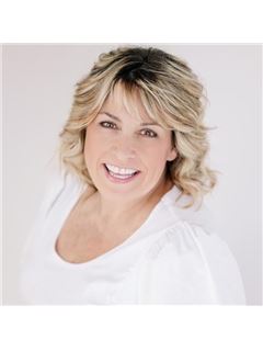 Laurie Hillier - RE/MAX Twin City Realty Inc