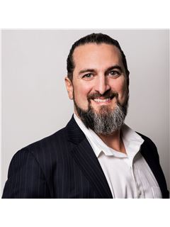 Charles Y Sarault - RE/MAX Twin City Realty Inc