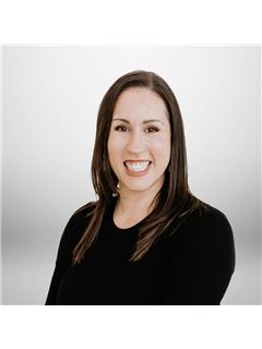 Josie Gullusci - RE/MAX Right Move