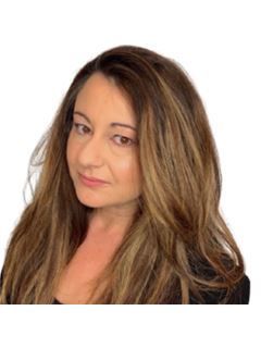 Mary Ferreira - RE/MAX PREMIER INC.