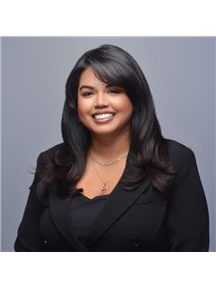 I. Lira Jakobczak - RE/MAX Escarpment Realty Inc