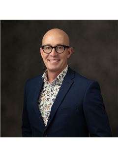 Paul McGee - RE/MAX Crown Realty (1989) Inc