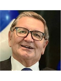 Dwight Taylor - RE/MAX Realty Specialists Inc