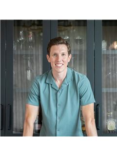 Jordan Sutherland - RE/MAX Hallmark First Group Realty Ltd