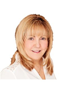 Susan Legacy - RE/MAX Hallmark Chay Realty