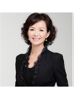 Simone Chen - RE/MAX Realtron Barry Cohen Homes Inc.