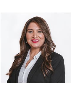 Pinky Banwait - RE/MAX Real Estate Centre Inc