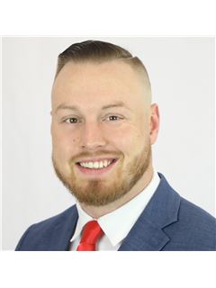 Tyson Babb - RE/MAX Twin City Realty Inc