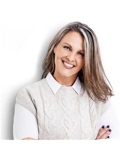Cindy Johnston - RE/MAX Hallmark Chay Realty