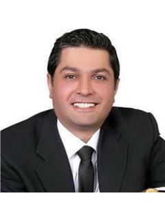 ADAM SAJJADIAN - RE/MAX Realtron Barry Cohen Homes Inc.