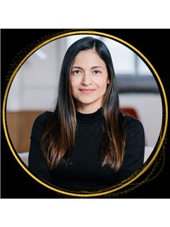 Karen Balcazar - RE/MAX Escarpment Realty Inc