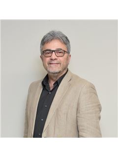 Mario Filion - RE/MAX Hallmark Chay Realty