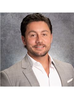 Christopher Bressi - RE/MAX Experts