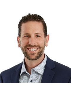 Steven R Schilstra - RE/MAX Escarpment Realty, Inc.