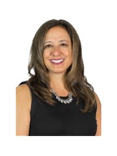 Nadia Curci - RE/MAX PREMIER INC.