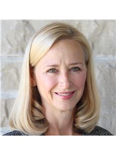 Rhonda Hamel - RE/MAX Hallmark First Group Realty Ltd