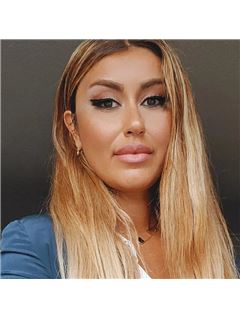 Sara Ghashghaei - RE/MAX Real Estate Centre Inc
