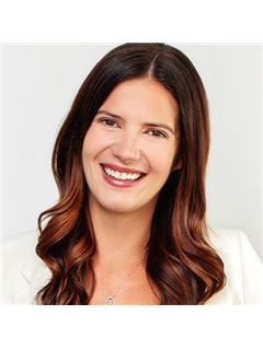 Paige North - RE/MAX Hallmark Chay Realty