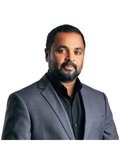 Nada Vickneswaran - RE/MAX Realtron Realty Inc