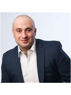 Ricardo Medeiros - RE/MAX Real Estate Centre Inc