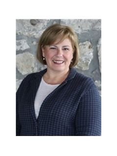 Eleonora Kertesz - RE/MAX Twin City Realty Inc