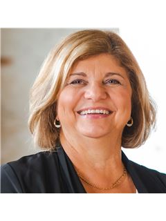 Rose Cipriani - RE/MAX Escarpment Realty Inc