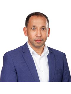 Mukhtar Aidarus - RE/MAX Hallmark Realty Ltd