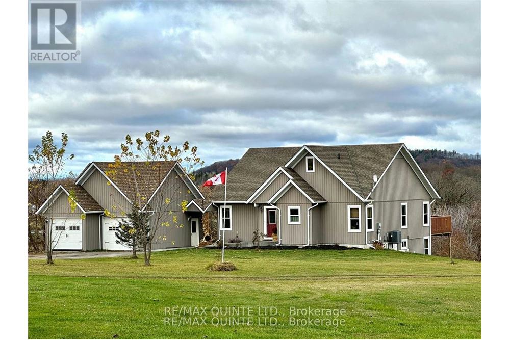 Commercial - Farm - Quinte West, Canada - CANADA - 1038019103-59 , RE ...